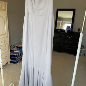 Fame & Partners dress in grey